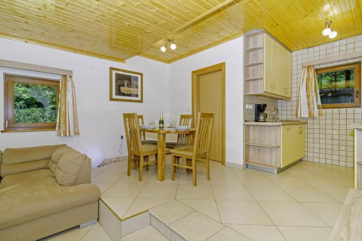 Chalets Bogo & Neno Ledenice Extérieur photo